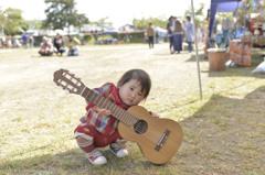 小さなギタリスト