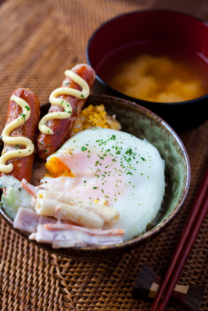 目玉焼き丼