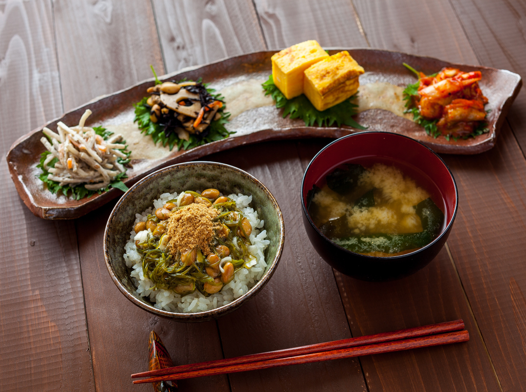 朝食
