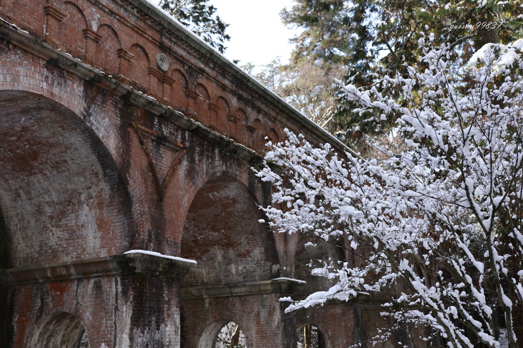 雪景！水路閣