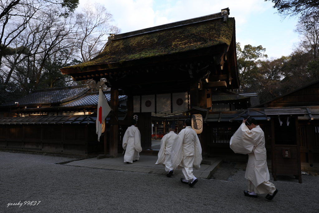 神聖なる朝を迎え