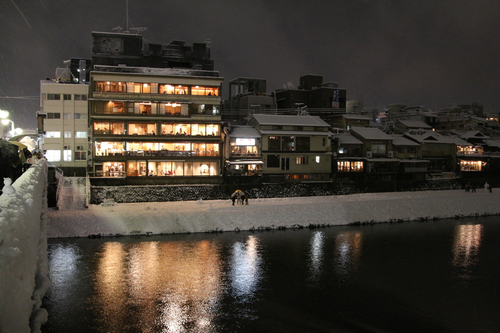 雪夜の大橋