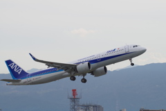 ANA(JA134A)A321-272N@福岡