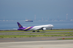 ﾀｲ国際航空(HS-TKD)777-300@ｾﾝﾄﾚｱ