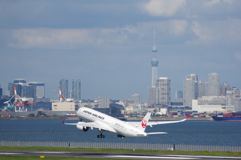 JAL(JA05XJ)A350-941@羽田