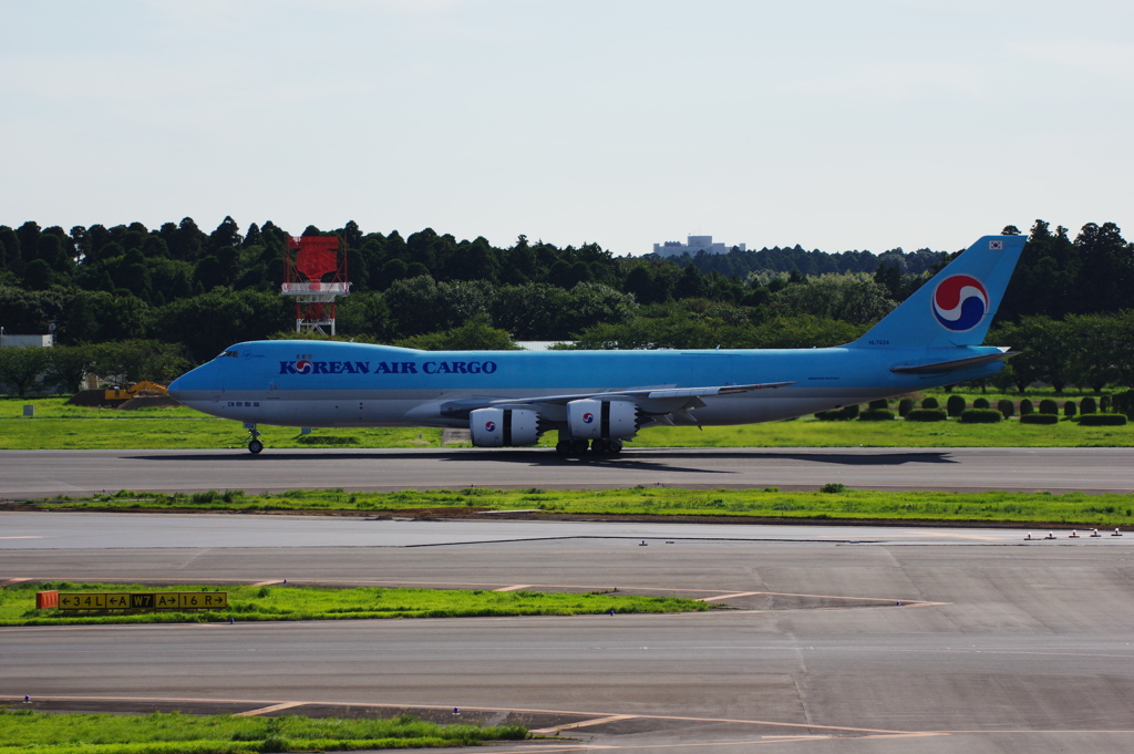 大韓航空(HL7624)747-8B5F/SCD@成田
