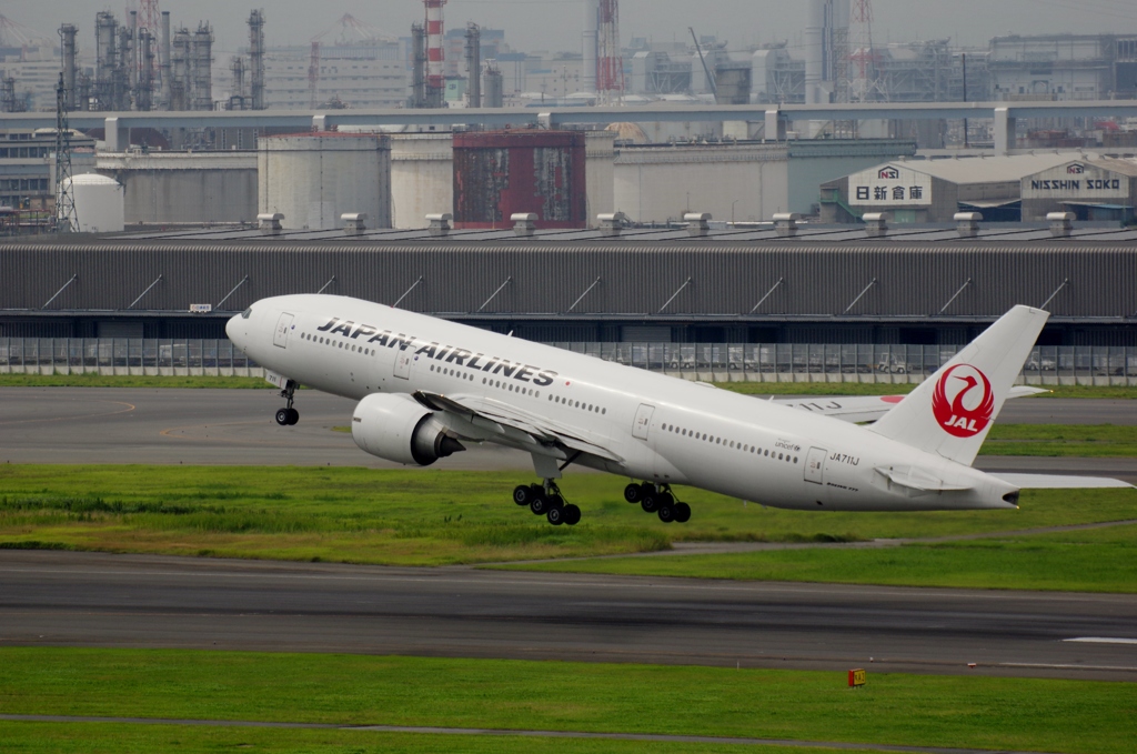 JAL(JA711J)777-200@羽田