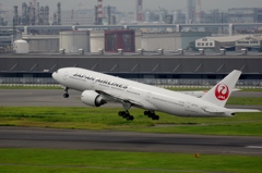 JAL(JA711J)777-200@羽田