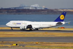 ﾙﾌﾄﾊﾝｻﾞﾄﾞｲﾂ航空 5starhansa(D-ABYM)747-830@