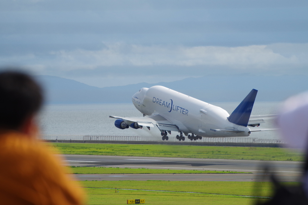 DREAMLIFTER(N747BC)747-4J6LCF@ｾﾝﾄﾚｱ_7