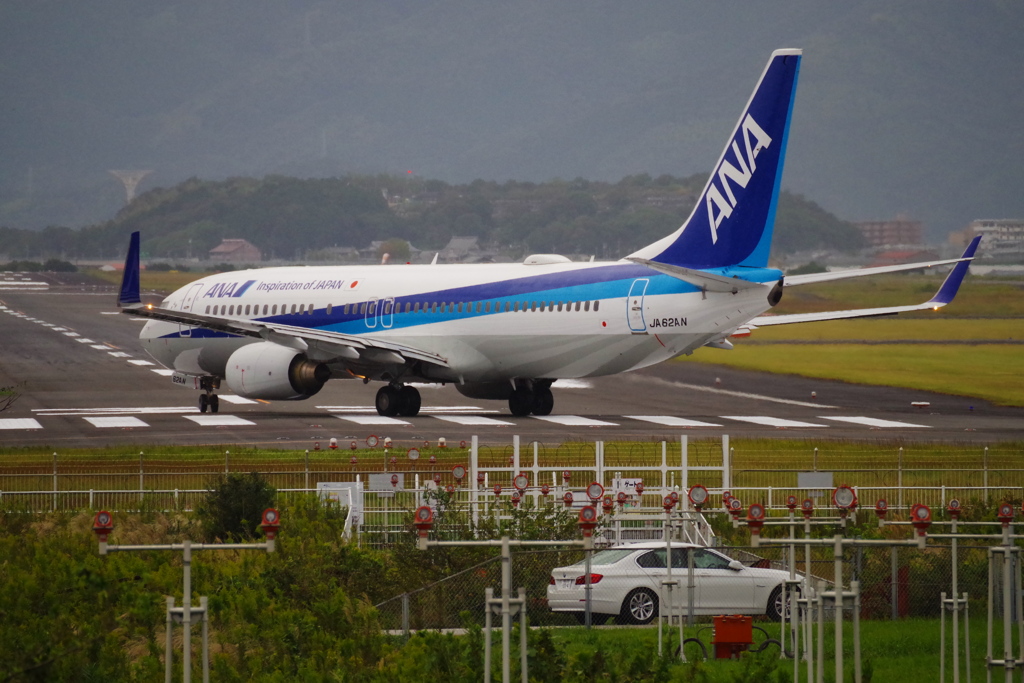 ANA(JA62AN)737-881@高知_1