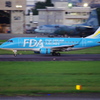 FDA[ﾗｲﾄﾌﾞﾙｰ](JA02FJ)ｴﾝﾌﾞﾗｴﾙ ERJ-170@小牧