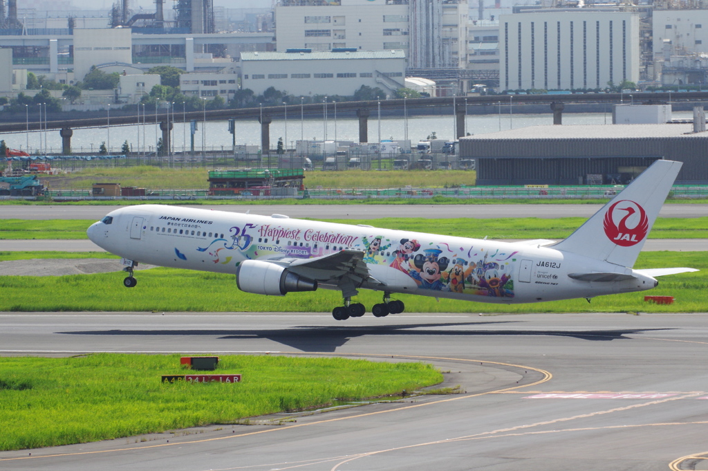 JAL[セレブレーションエクスプレス](JA612J)767-346ER@羽田