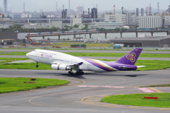 ﾀｲ国際航空(HS-TGO)747-4D7@羽田_2