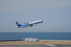 ANA(JA70AN)ﾎﾞｰｲﾝｸﾞ737-881