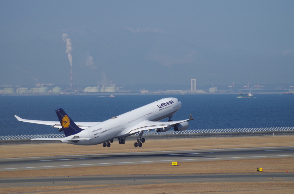 ﾙﾌﾄﾊﾝｻﾞﾄﾞｲﾂ航空(D-AIGY)ｴｱﾊﾞｽA340