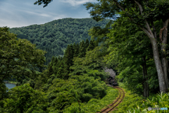 山間を抜けて