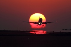 夕日を背に浴びながら