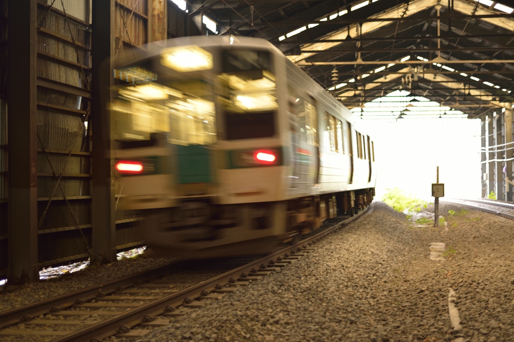 峠駅　光の彼方へ