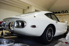 TOYOTA 2000GT