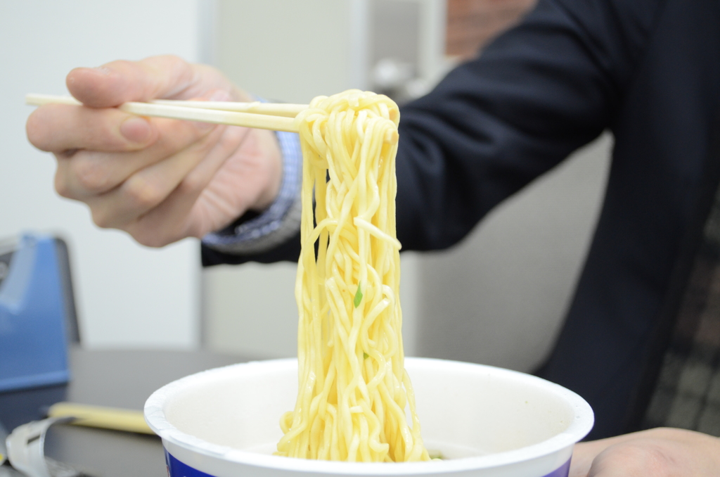 カップラーメン