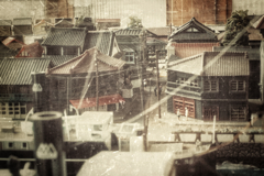 塩竈港駅を船より望む