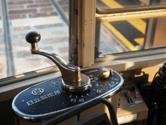 陽のあたる運転台