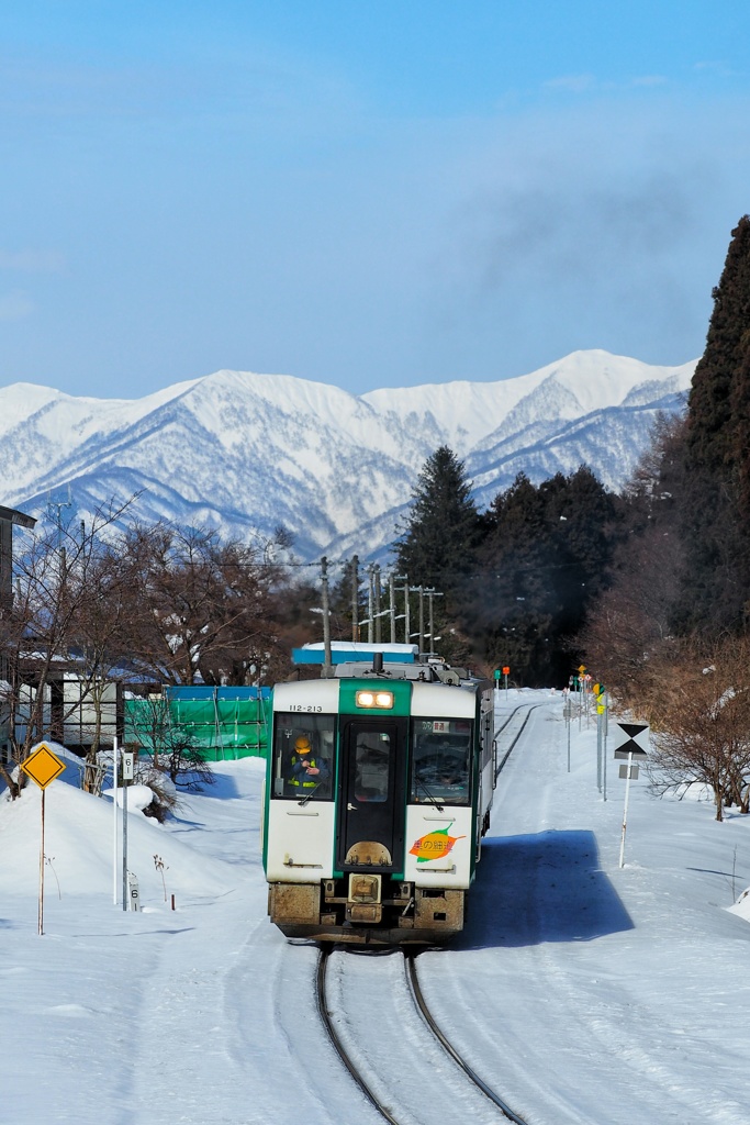 山間の驛を　scene3