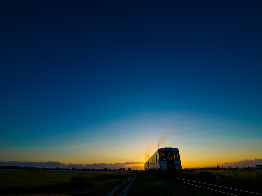 群青色の空の下 By Right Light Id 写真共有サイト Photohito