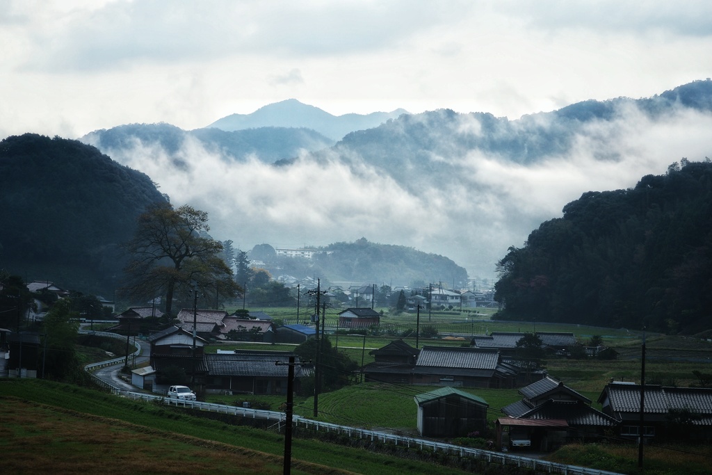 仁保中郷集落の朝