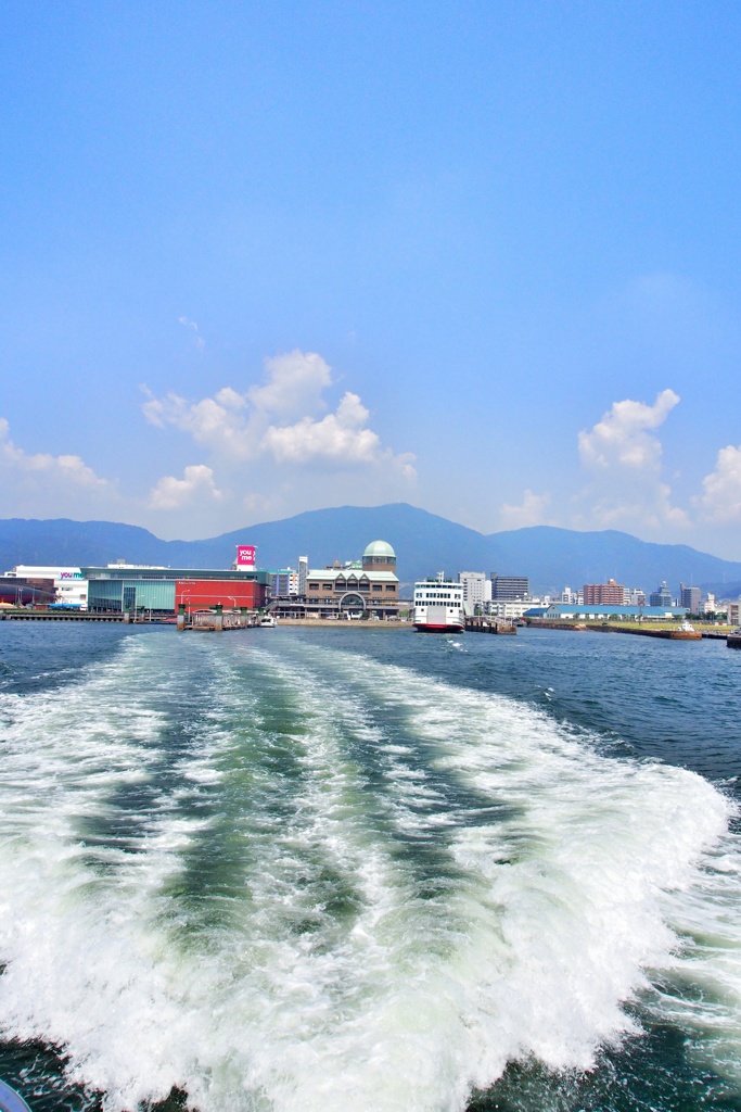 変わらぬ灰ヶ峰を