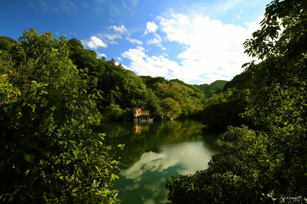 湖畔