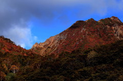 雲境の朝陽に