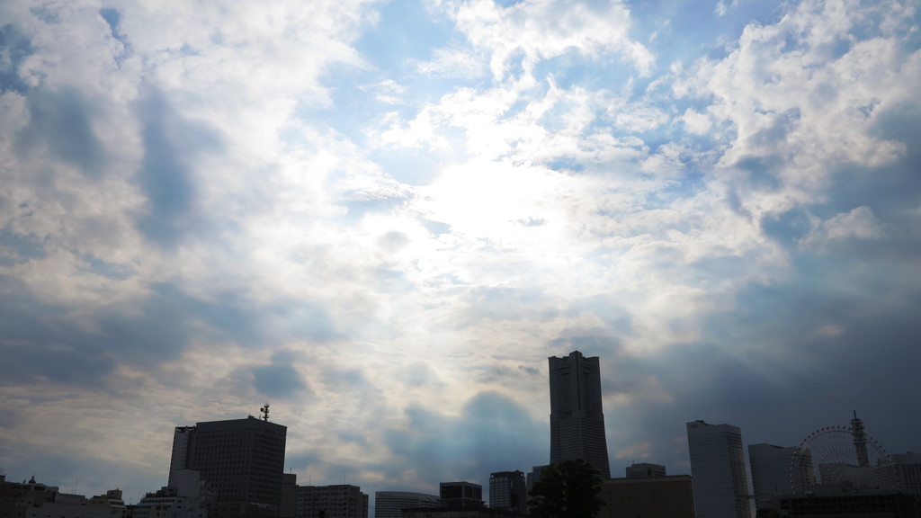 みなとみらいの空　その２