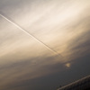 変な飛行機雲