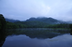 鏡池「夜明け前」