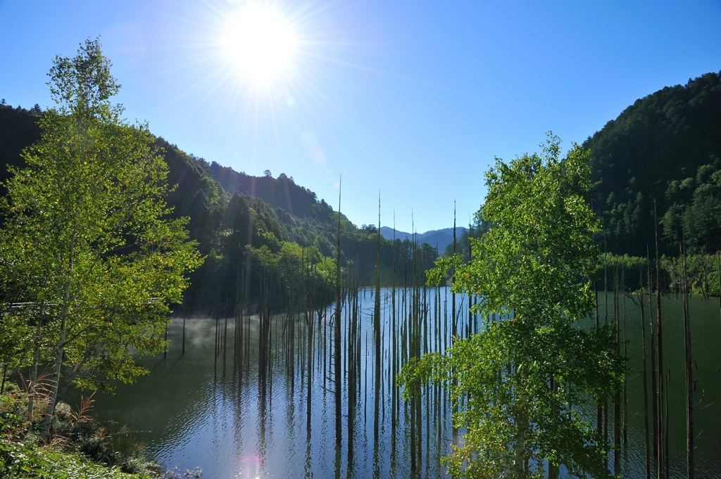 自然湖　全景