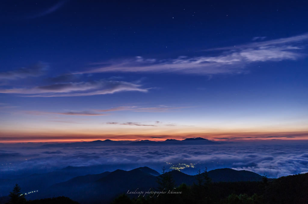 夜明け前