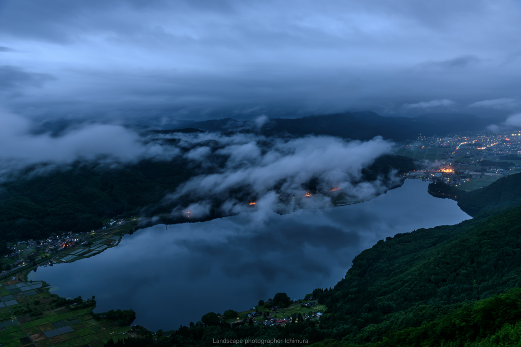 未明の木崎湖