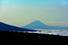 富士山中景