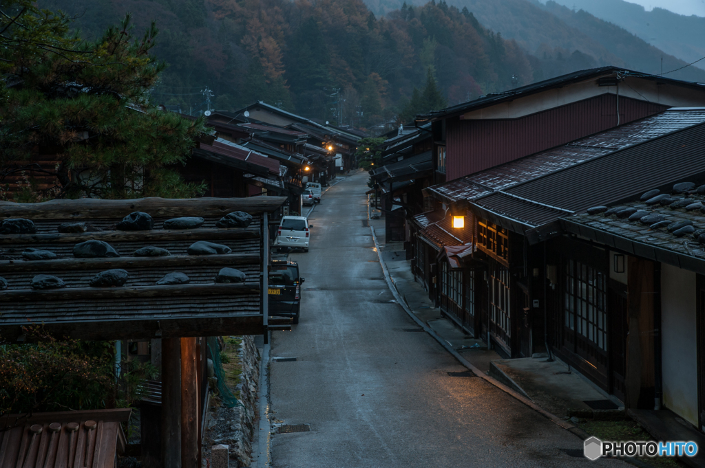 宿場の朝＜高台より＞