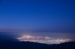 夜明け前