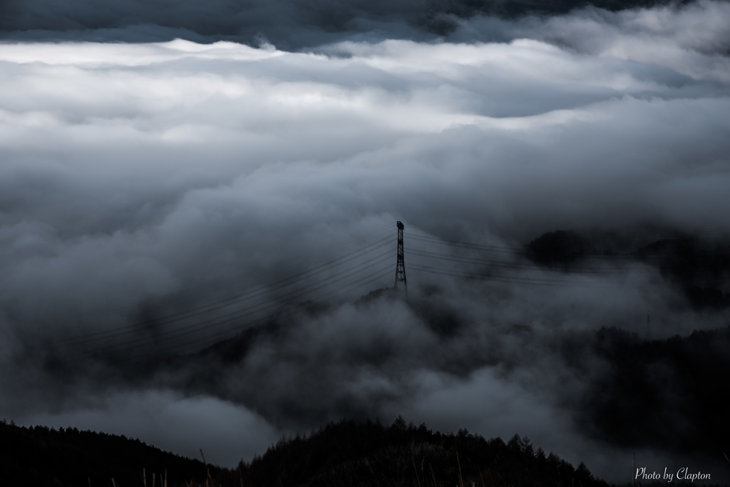 雲海＜光差す＞