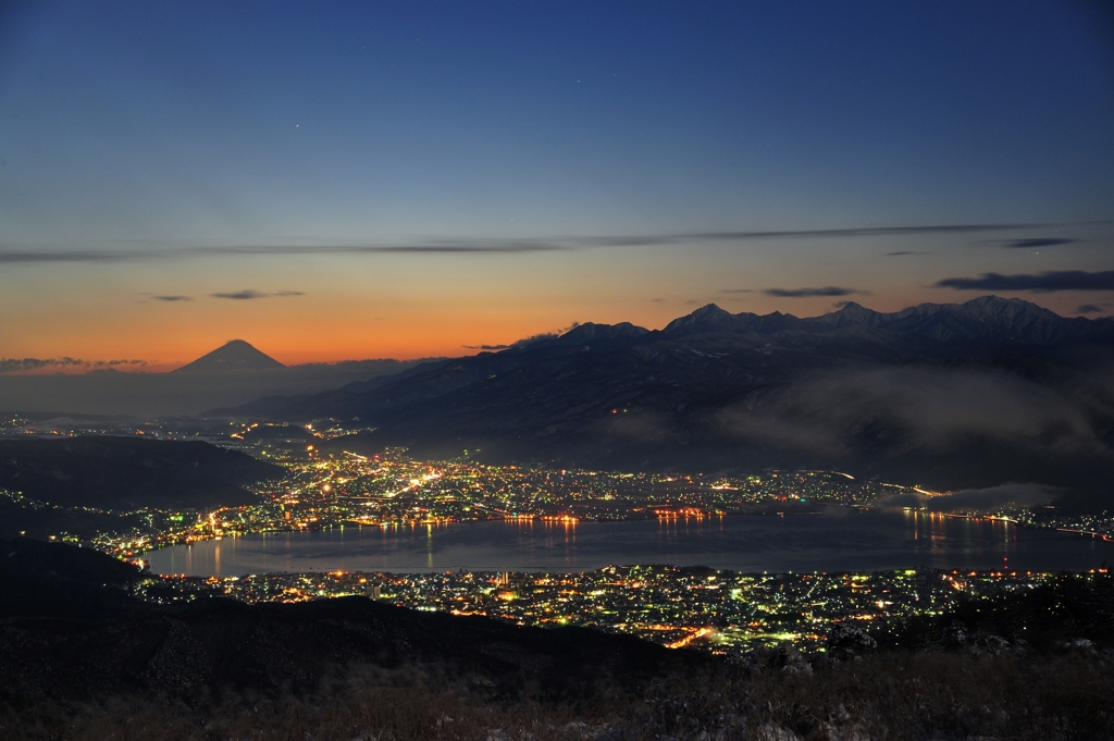 夜明け前
