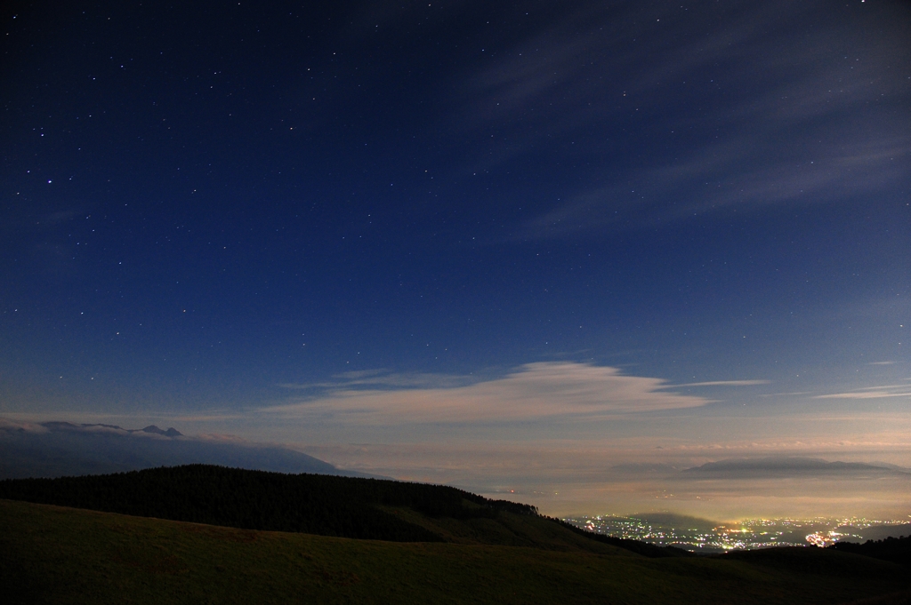 月夜の夜景