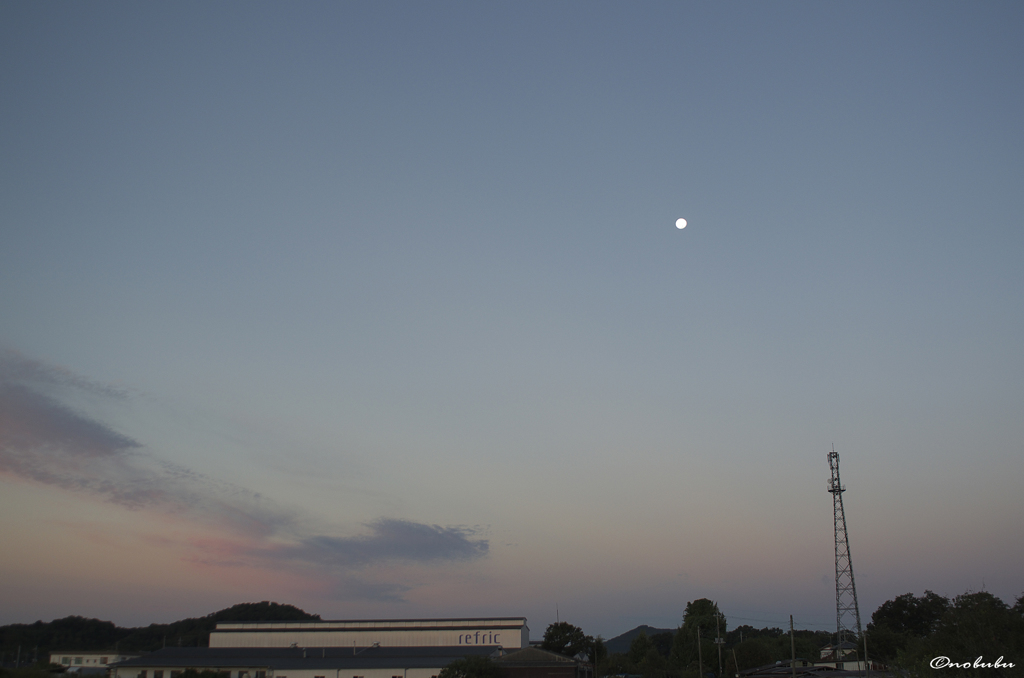 明け方の西の空