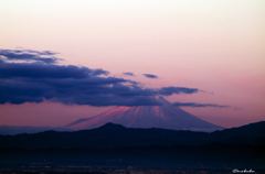 朝の富士