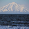 流氷の向うに利尻山①　ノシャップ(野寒布)岬から望む