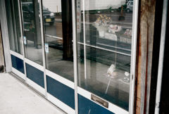 WINDOW DISPLAY-02