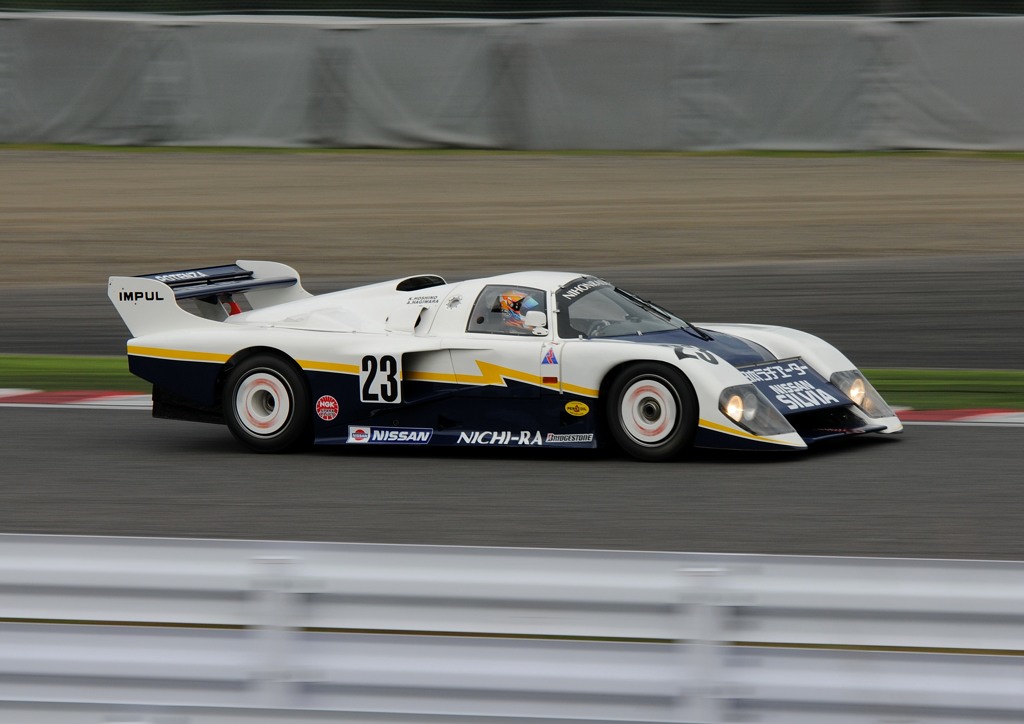 マーチ83G・ニッサン